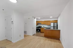 49 Seabury St, Newark, NJ 07104 - Photo 2