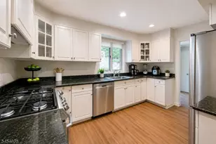 103 W Lake Shore Dr, Rockaway Township, NJ 07866 - Photo 14