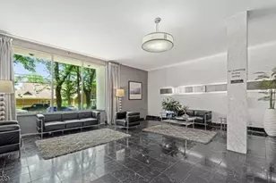 39 E 39th St, Paterson, NJ 07514 - Photo 2