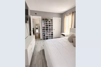 301 Greylock Pkwy #2, Belleville, NJ 07109 - Photo 4