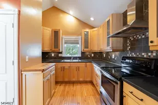 15 Northwestern Way, Hopatcong, NJ 07843 - Photo 20