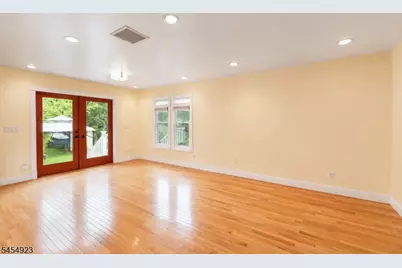 15 Northwestern Way, Hopatcong, NJ 07843 - Photo 18