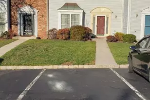 1902 Bayley Ct, Bridgewater, NJ 08807 - Photo 2