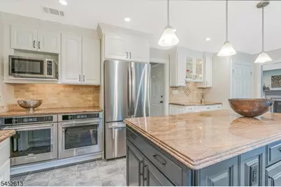 94 Sherwood Ln, Long Hill Township, NJ 07980 - Photo 6