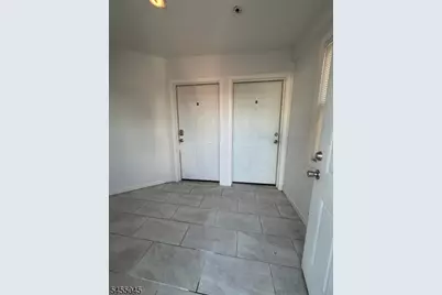 80 Beverly St, Newark, NJ 07108 - Photo 2