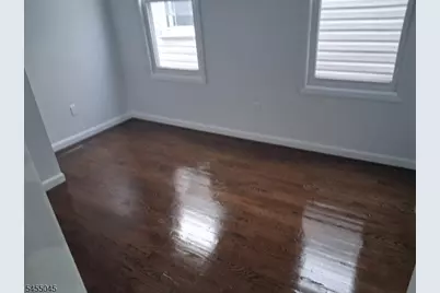 80 Beverly St, Newark, NJ 07108 - Photo 6