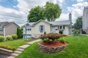 7 Oswego Ave, Parsippany, NJ 07034 - Photo 2