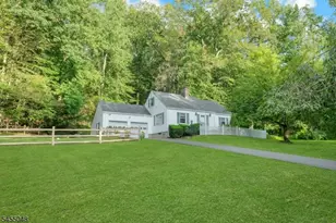 27 Wood Rd, Morris Township, NJ 07960 - Photo 2