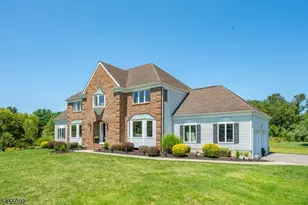 103 Briar Way, Branchburg Township, NJ 08853 - Photo 2