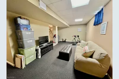 2 Hawthorne Pl, Bernards Township, NJ 07920 - Photo 20