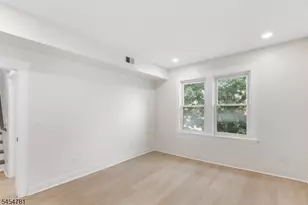 35 N 16th St, East Orange, NJ 07017 - Photo 30