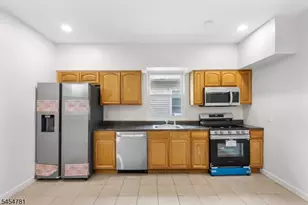 35 N 16th St, East Orange, NJ 07017 - Photo 22