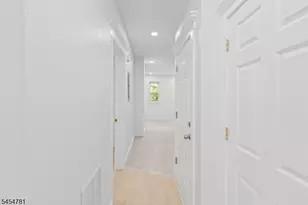 35 N 16th St, East Orange, NJ 07017 - Photo 12