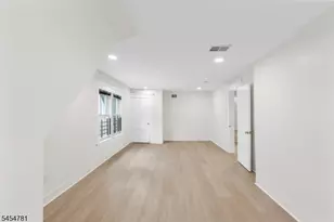 35 N 16th St, East Orange, NJ 07017 - Photo 36