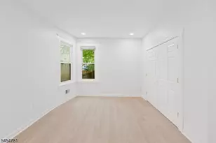 35 N 16th St, East Orange, NJ 07017 - Photo 14