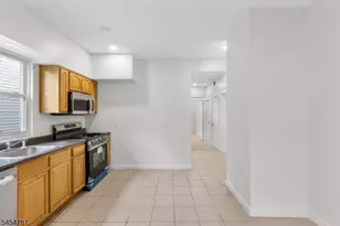 35 N 16th St, East Orange, NJ 07017 - Photo 24