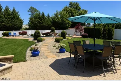 6 Briarheath Ln, Clark Township, NJ 07066 - Photo 6