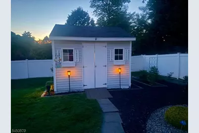 6 Briarheath Ln, Clark Township, NJ 07066 - Photo 10