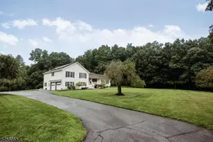 7 Twin Pond Rd, Montague, NJ 07827 - Photo 2