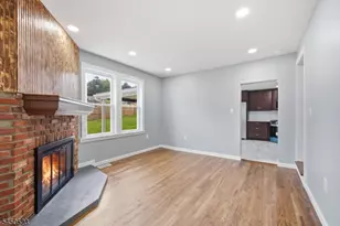34 N Prospect St, Lopatcong Township, NJ 08865 - Photo 10