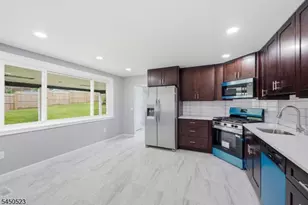 34 N Prospect St, Lopatcong Township, NJ 08865 - Photo 12