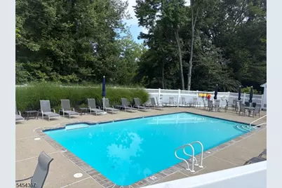 430 Windham Ct, Wyckoff Township, NJ 07481 - Photo 8