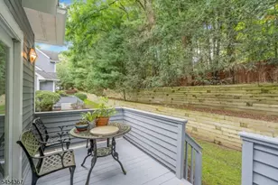 430 Windham Ct, Wyckoff Township, NJ 07481 - Photo 6