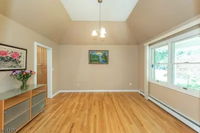 78 Sun Valley Way, Morris Plains, NJ 07950 - Photo 12