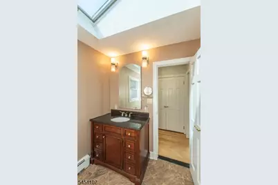 78 Sun Valley Way, Morris Plains, NJ 07950 - Photo 14