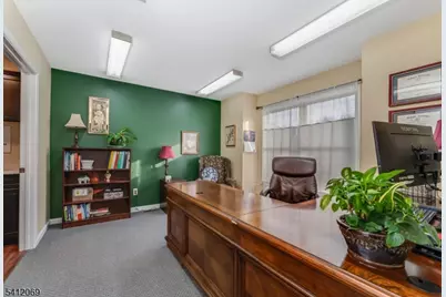 81 Park Ave, Flemington, NJ 08822 - Photo 6