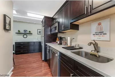 81 Park Ave, Flemington, NJ 08822 - Photo 14