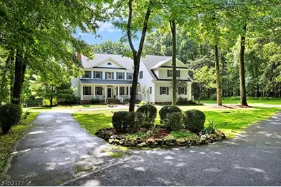 48 Ascot Dr, Washington Township, NJ 07853 - Photo 2