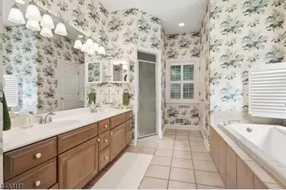 48 Ascot Dr, Washington Township, NJ 07853 - Photo 20