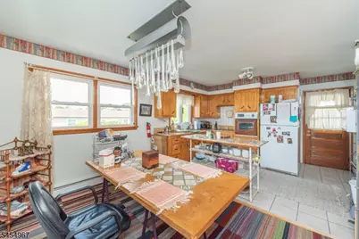 48 Whitaker Ave #2, Woodland Park, NJ 07424 - Photo 4