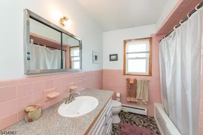 48 Whitaker Ave #2, Woodland Park, NJ 07424 - Photo 6