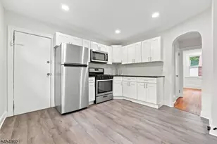 36 Whitfield St, Caldwell, NJ 07006 - Photo 2