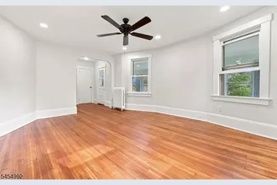 36 Whitfield St, Caldwell, NJ 07006 - Photo 8