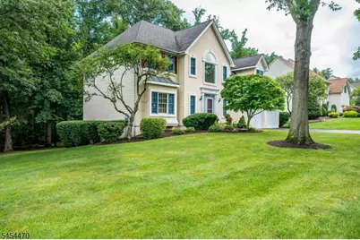 2 Jupiter Hills Ct, Montgomery Township, NJ 08558 - Photo 2