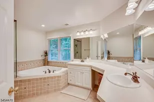 2 Jupiter Hills Ct, Montgomery Township, NJ 08558 - Photo 18