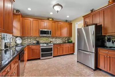 176 Fox Hill Ct, Jefferson Township, NJ 07849 - Photo 10