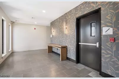 310 W Jersey St #503, Elizabeth, NJ 07202 - Photo 12