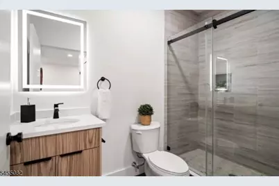 310 W Jersey St #503, Elizabeth, NJ 07202 - Photo 6