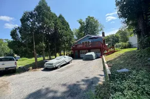 31 Barry Dr, Vernon, NJ 07422 - Photo 2