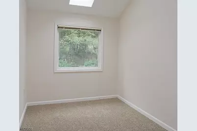 149 Patriots Rd, Parsippany, NJ 07950 - Photo 14
