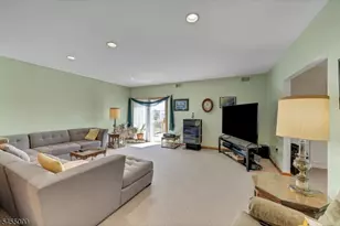 214 Van Buren St, Lyndhurst Township, NJ 07071 - Photo 14