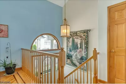 214 Van Buren St, Lyndhurst Township, NJ 07071 - Photo 4