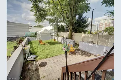 71 Honiss St, Belleville, NJ 07109 - Photo 12