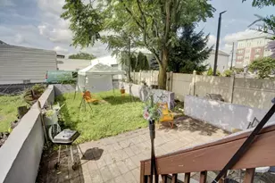 71 Honiss St, Belleville, NJ 07109 - Photo 12