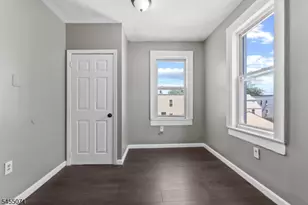 71 Schley St, Newark, NJ 07112 - Photo 16
