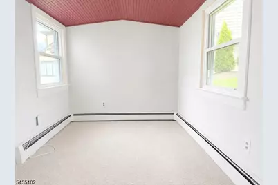 7 Cottage Ave, Roxbury Township, NJ 07850 - Photo 20